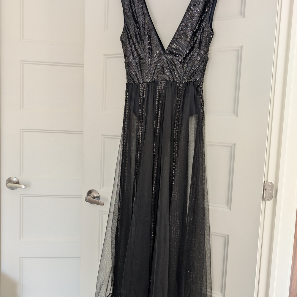 VENUS Black Sequin Backless Dress